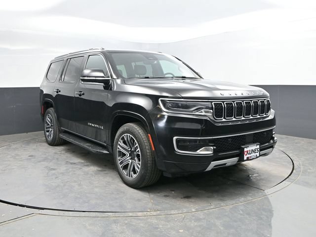 Used 2024 Jeep Wagoneer Series II w/ Flexible Seating Group AWD/4WD image 5
