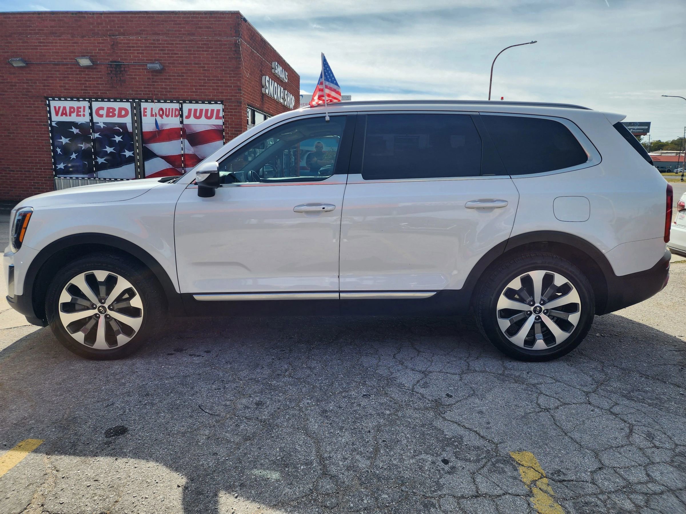 Used 2021 Kia Telluride S image 5