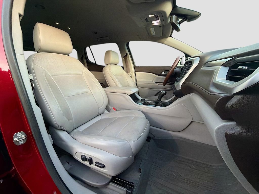 Used 2019 GMC Acadia SLT w/ LPO, Floor Liner Package FWD image 15