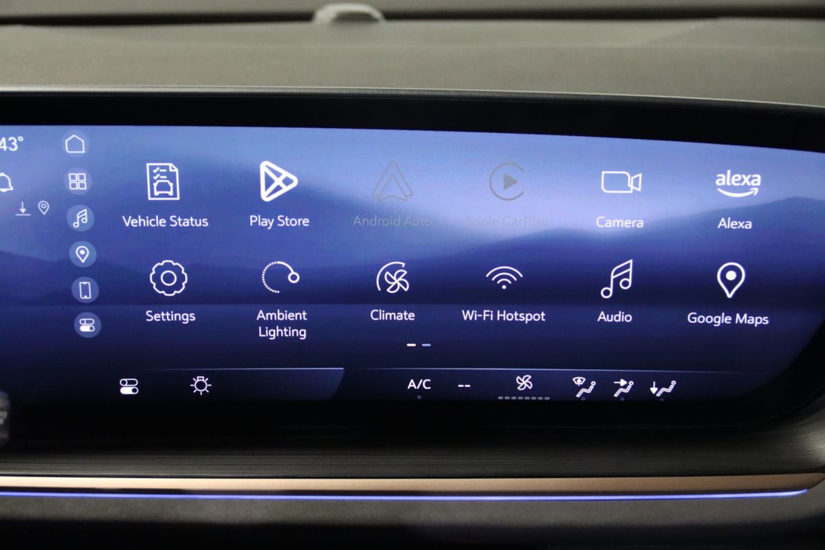 Used 2025 Buick Envision Sport Touring AWD/4WD image 49