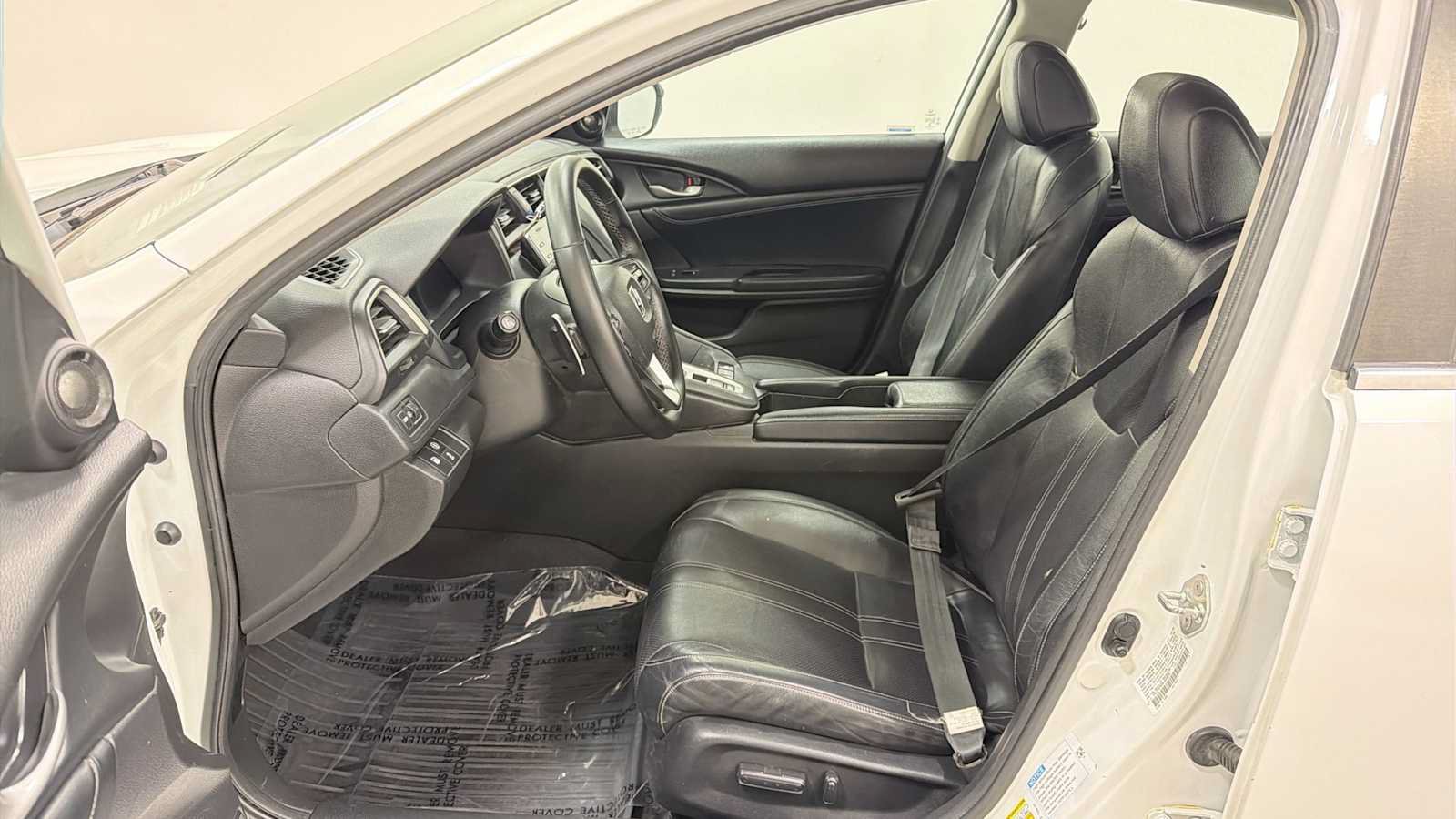 Used 2019 Honda Insight Touring image 13