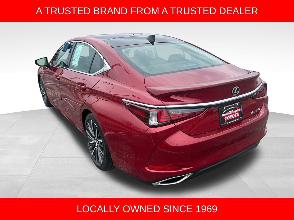 Used 2023 Lexus ES 350 w/ Premium Package FWD image 3