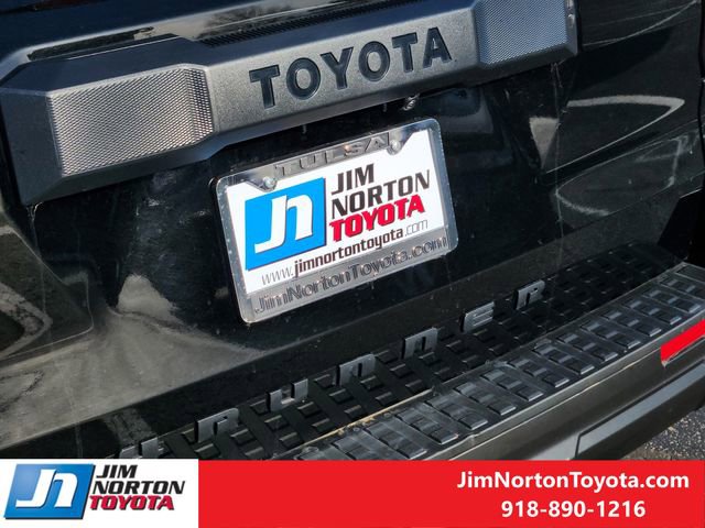 Used 2025 Toyota 4Runner SR5 AWD/4WD image 12