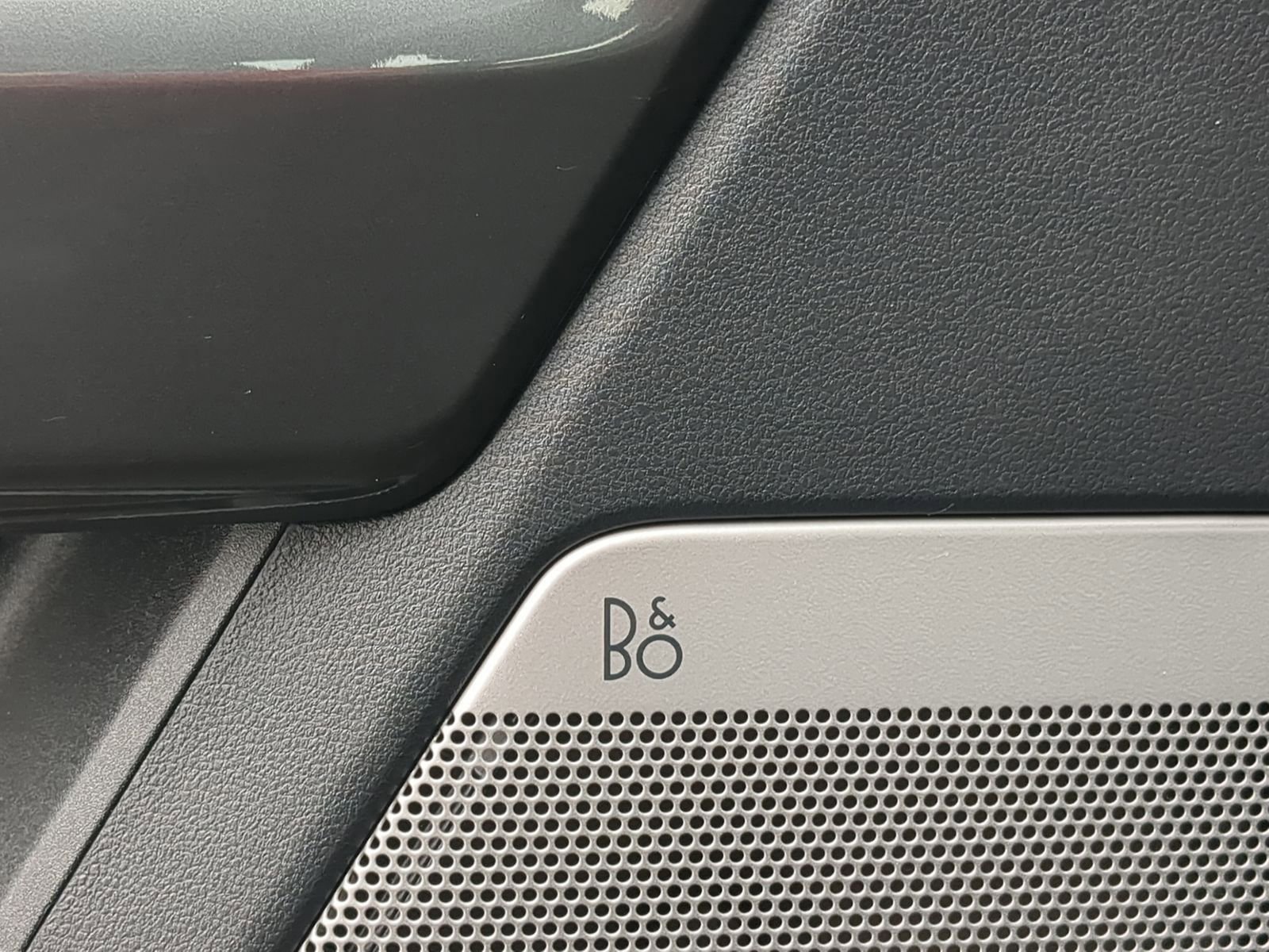 Used 2023 Ford F150 Lariat w/ Equipment Group 502A High image 36