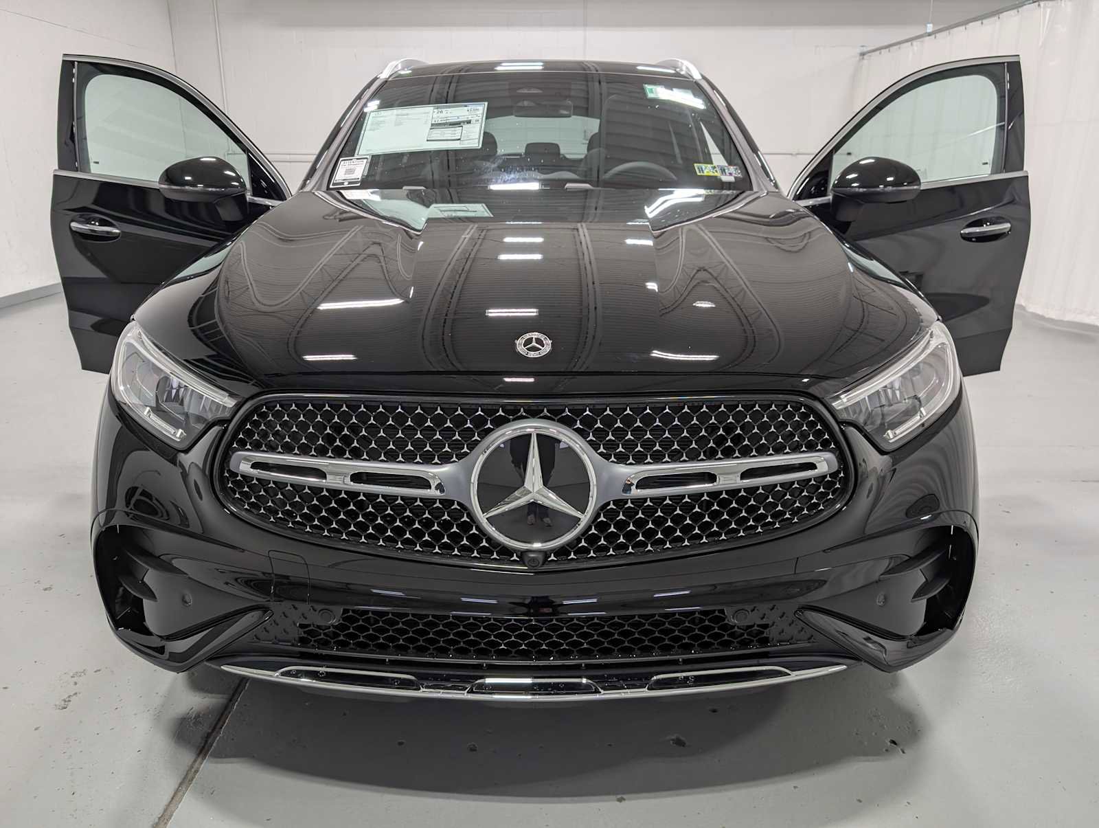 New 2026 Mercedes-Benz GLC 300 4MATIC image 13