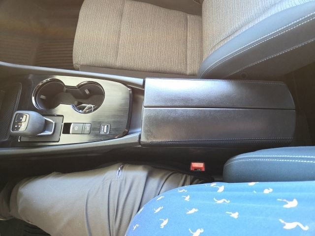 Used 2021 Nissan Rogue S FWD image 55