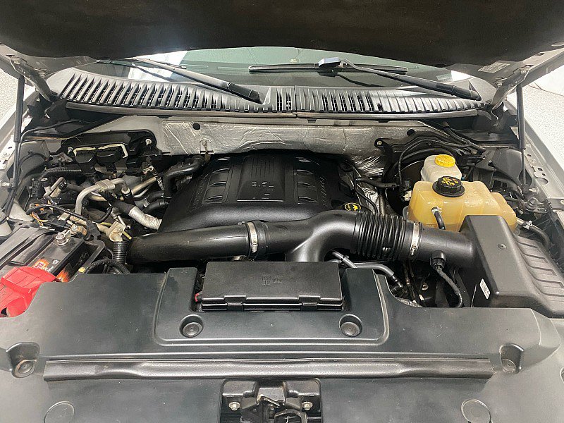 Used 2017 Ford Expedition XLT image 20