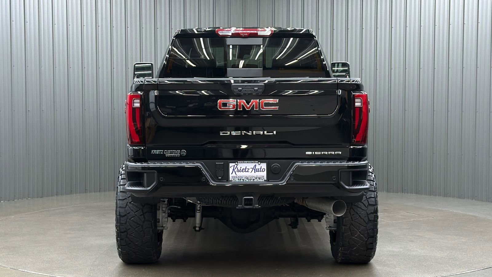 Used 2025 GMC Sierra 3500 Denali w/ Denali Reserve Package image 4