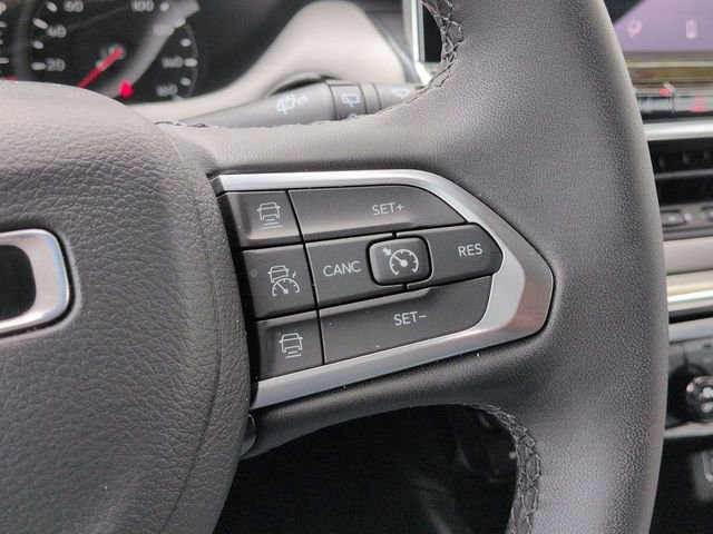 Used 2024 Jeep Compass Limited w/ Sun and Sound Group AWD/4WD image 14