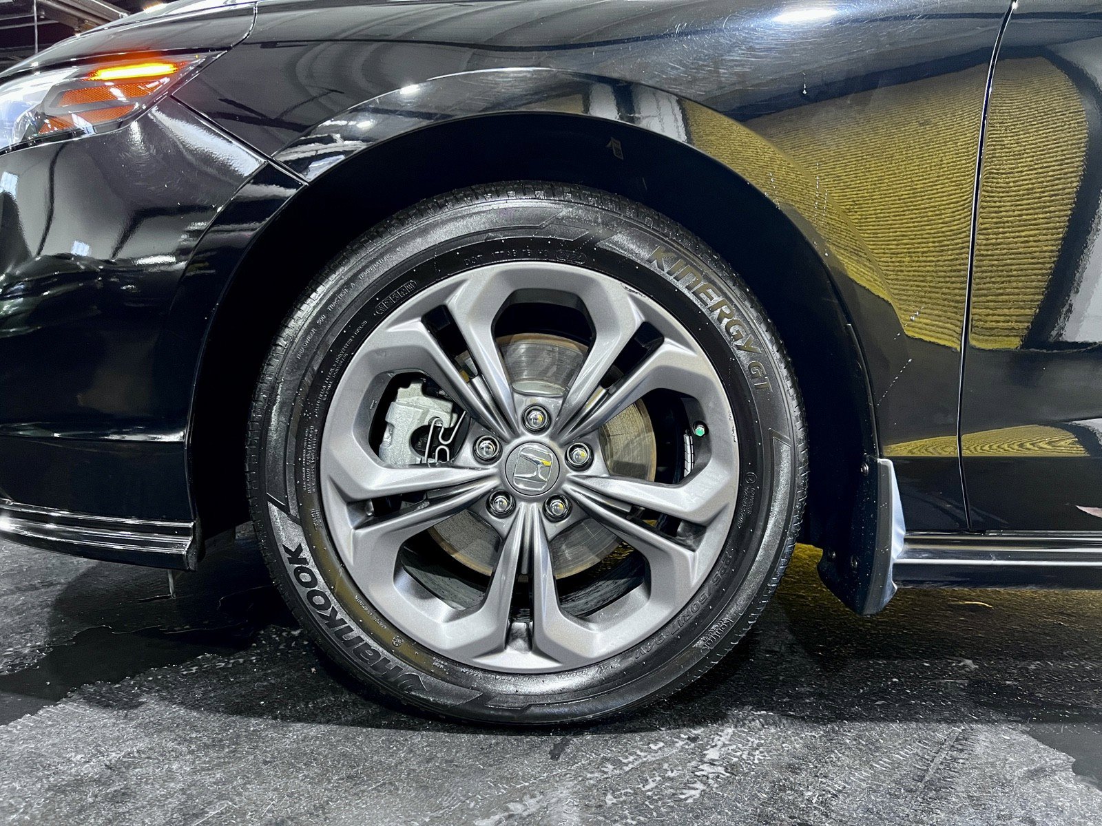 Used 2025 Honda Accord EX-L image 27