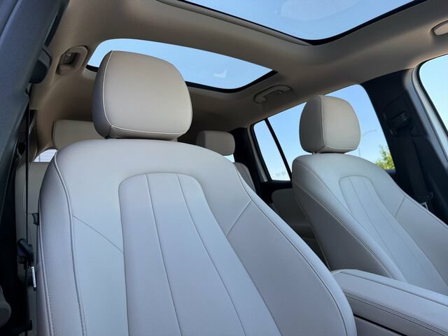 Certified 2023 Mercedes-Benz EQB 300 4MATIC w/ Exclusive Package image 21