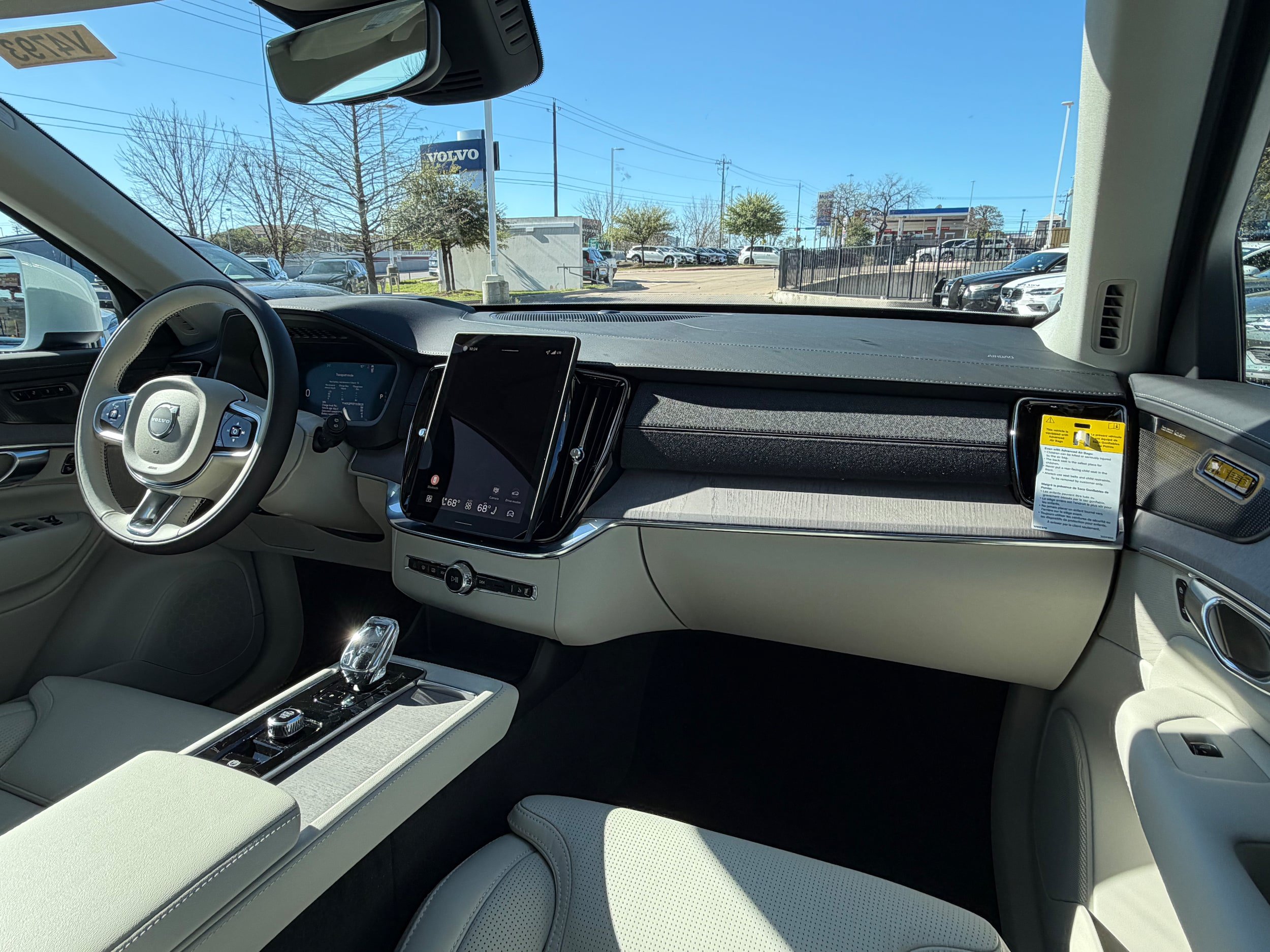 New 2026 Volvo XC90 B6 Ultra w/ Protection Package AWD/4WD image 11