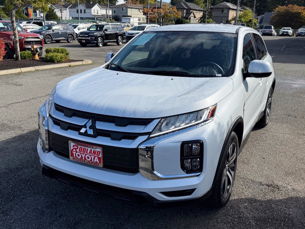 Used 2026 Mitsubishi Outlander Sport AWD image 4