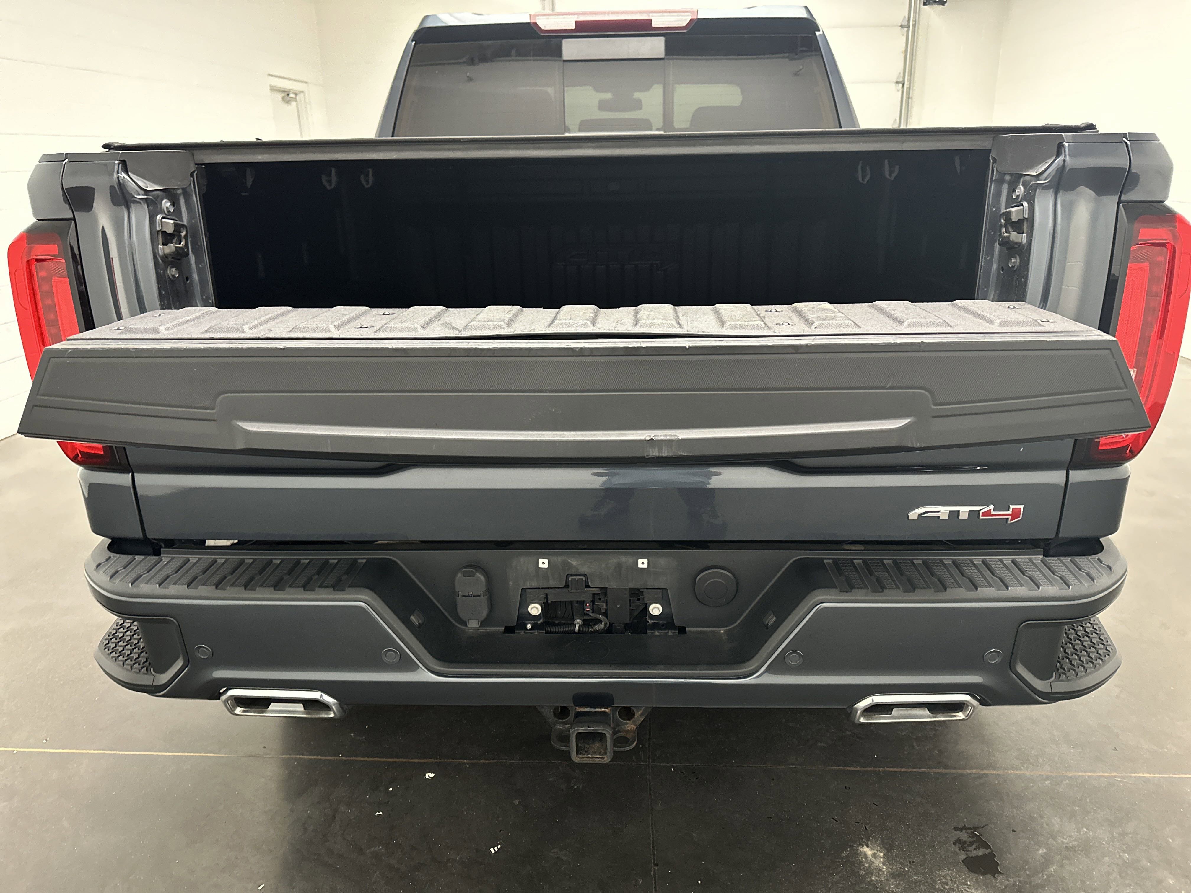 Used 2020 GMC Sierra 1500 AT4 w/ AT4 Preferred Package image 16