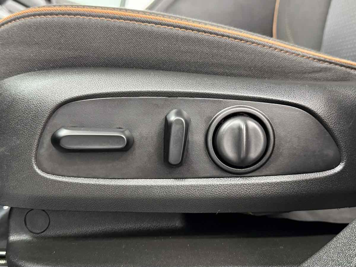 Used 2021 GMC Acadia AT4 w/ Trailering Package image 30