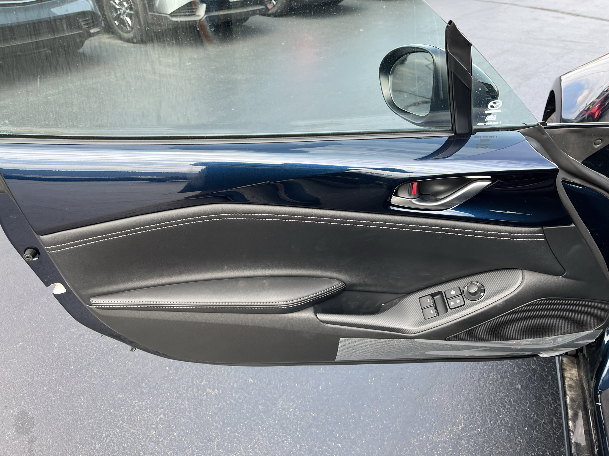 New 2026 MAZDA MX-5 Miata Club w/ Weather Package RWD image 13