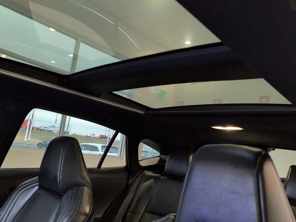 Certified 2023 Toyota Venza Limited image 17