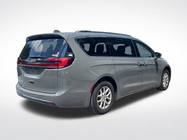 Used 2021 Chrysler Pacifica Touring-L FWD image 6