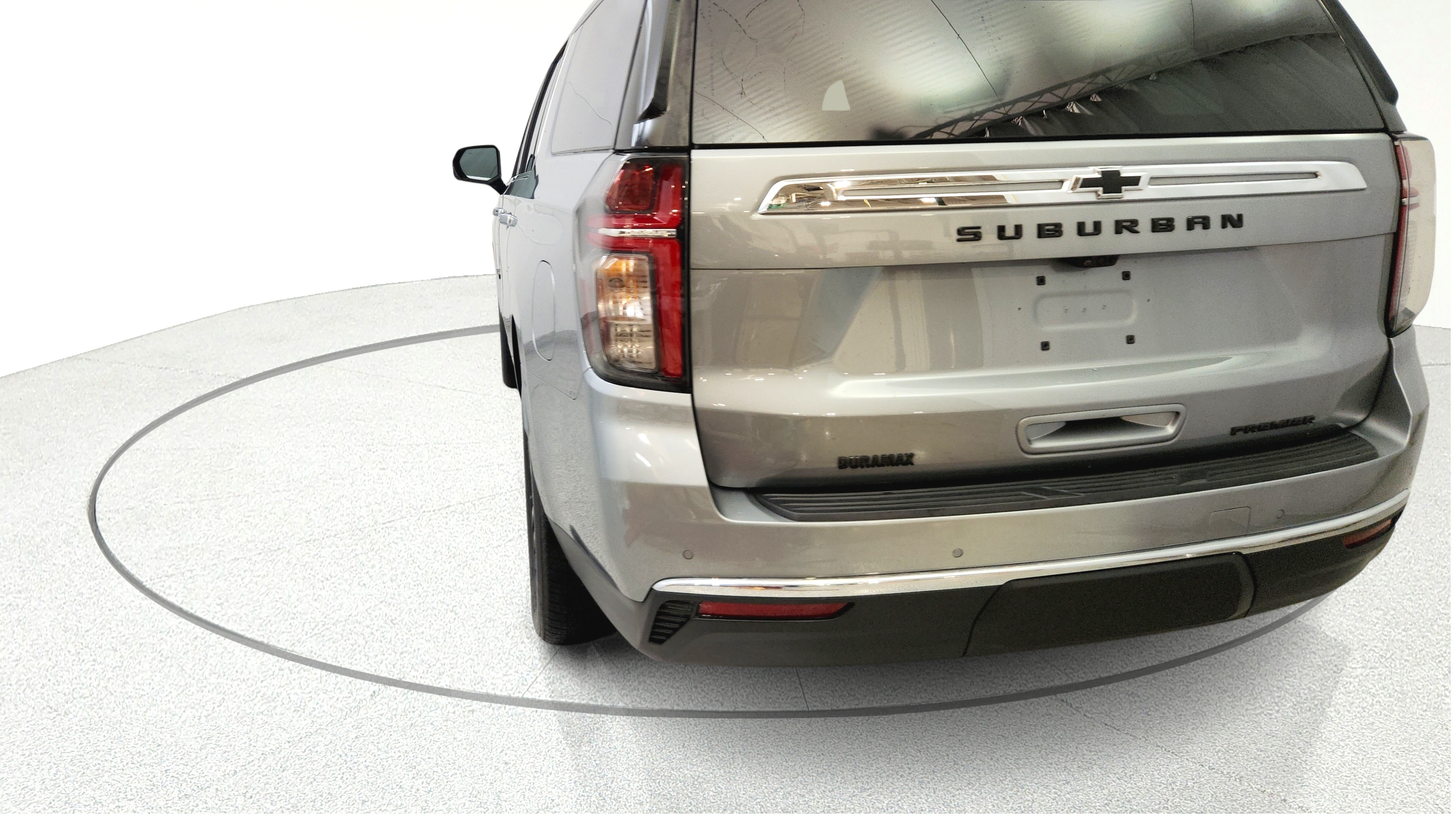 Used 2023 Chevrolet Suburban Premier AWD/4WD image 7