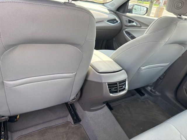 Used 2019 Chevrolet Malibu LT w/ Driver Confidence Package image 13