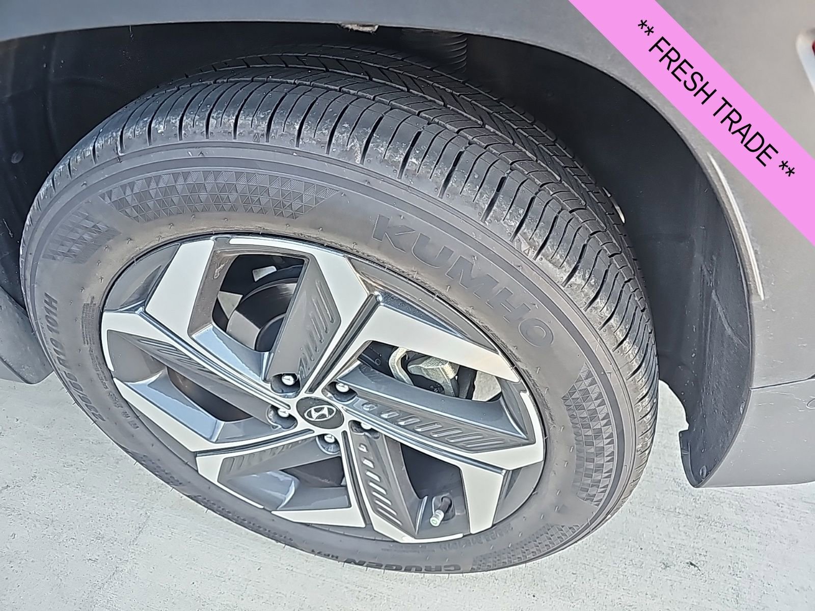 Used 2024 Hyundai Tucson Limited image 22