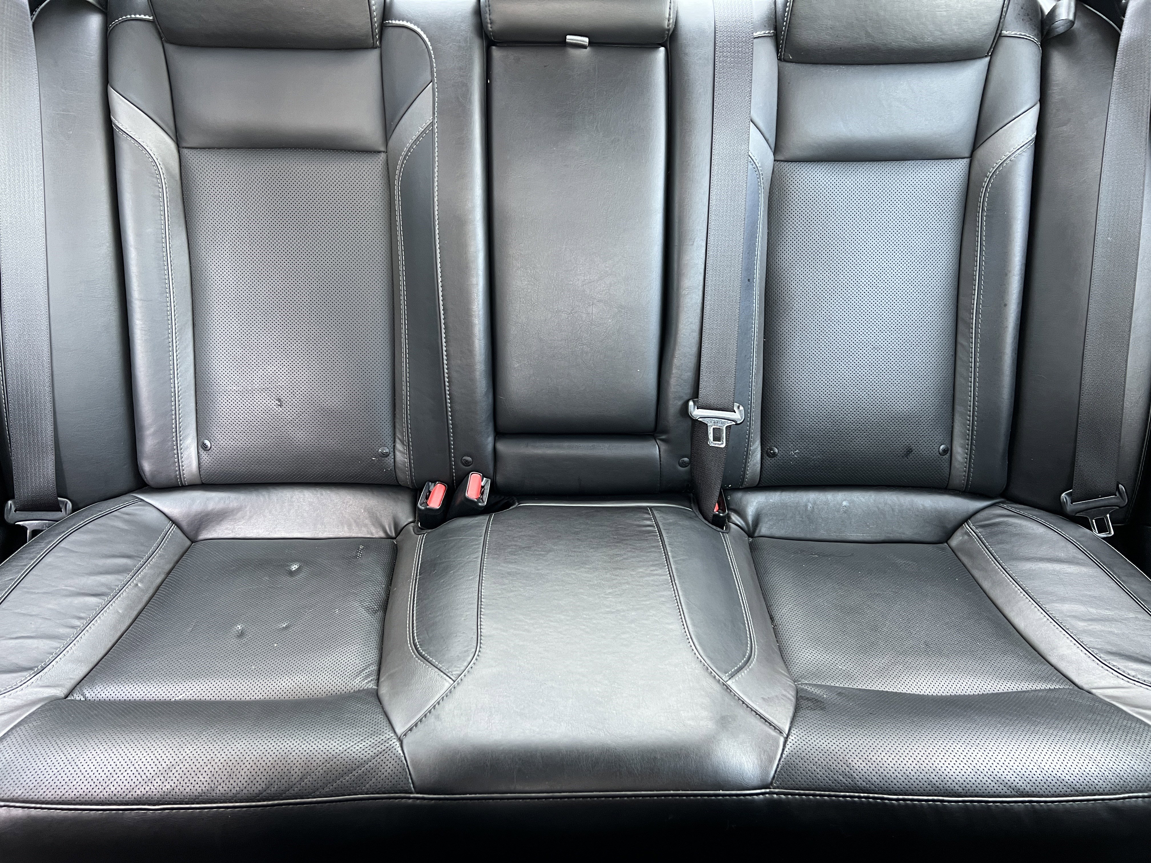 Used 2019 Dodge Charger SXT w/ Leather Interior Group RWD image 14