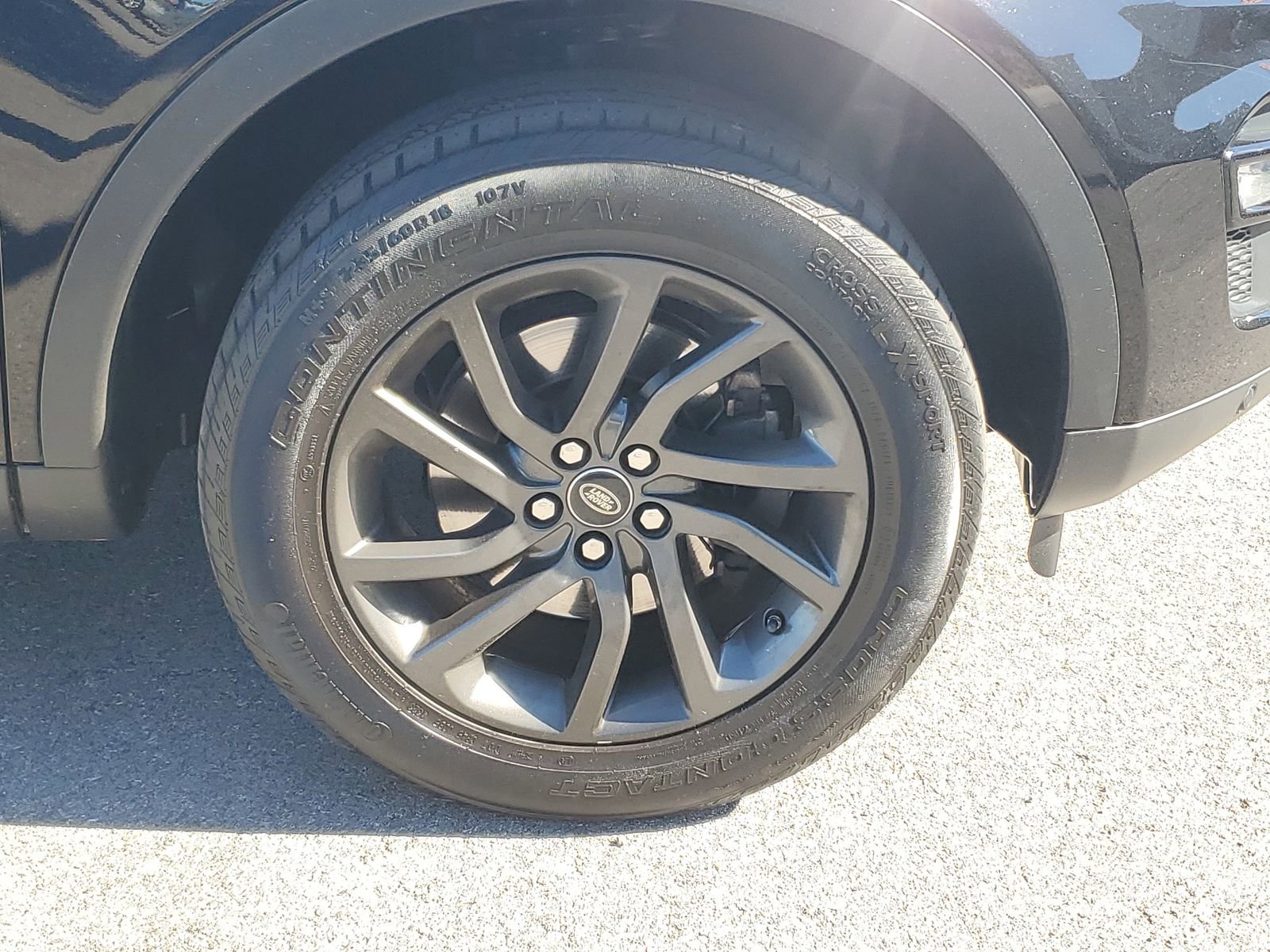 Used 2018 Land Rover Discovery Sport HSE AWD/4WD image 6