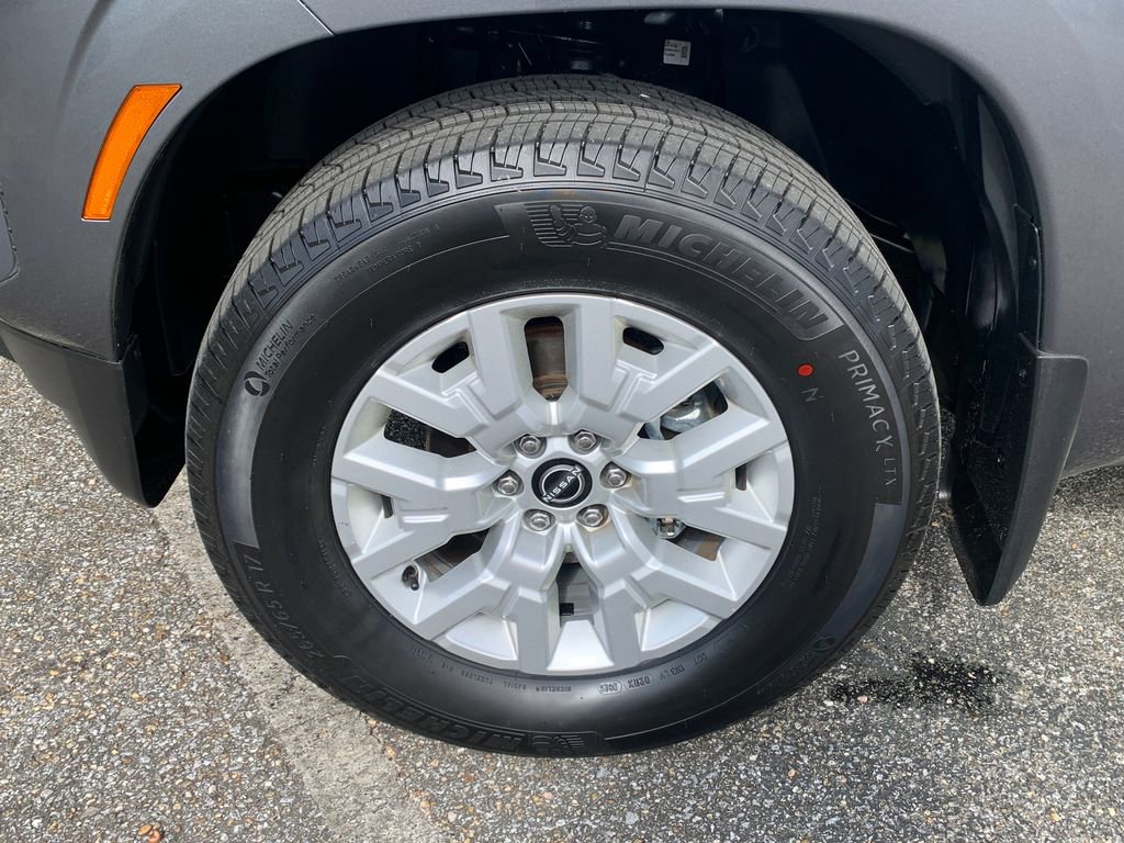 Used 2023 Nissan Frontier SV w/ SV Convenience Package image 10