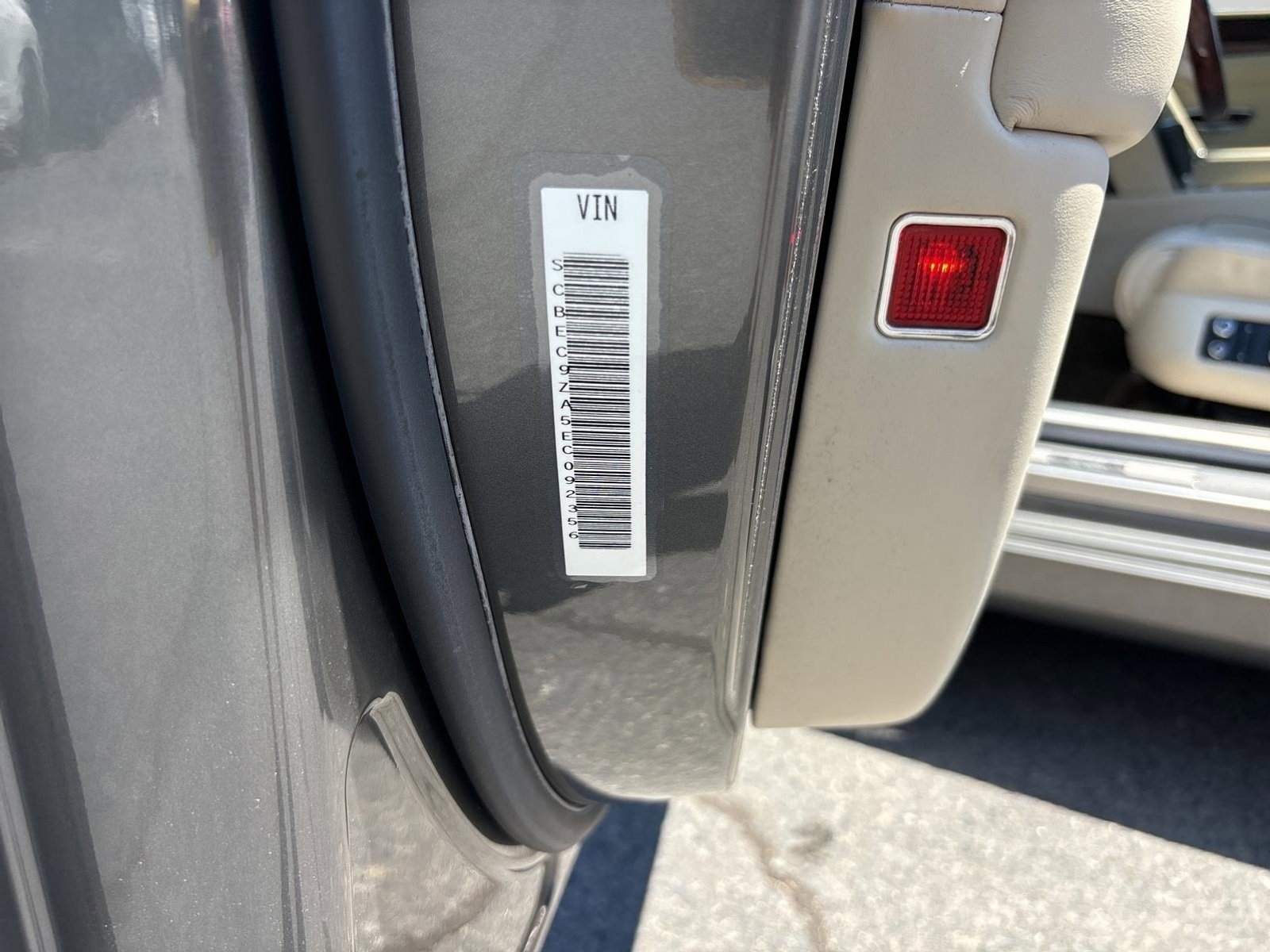 Used 2014 Bentley Flying Spur W12 image 32