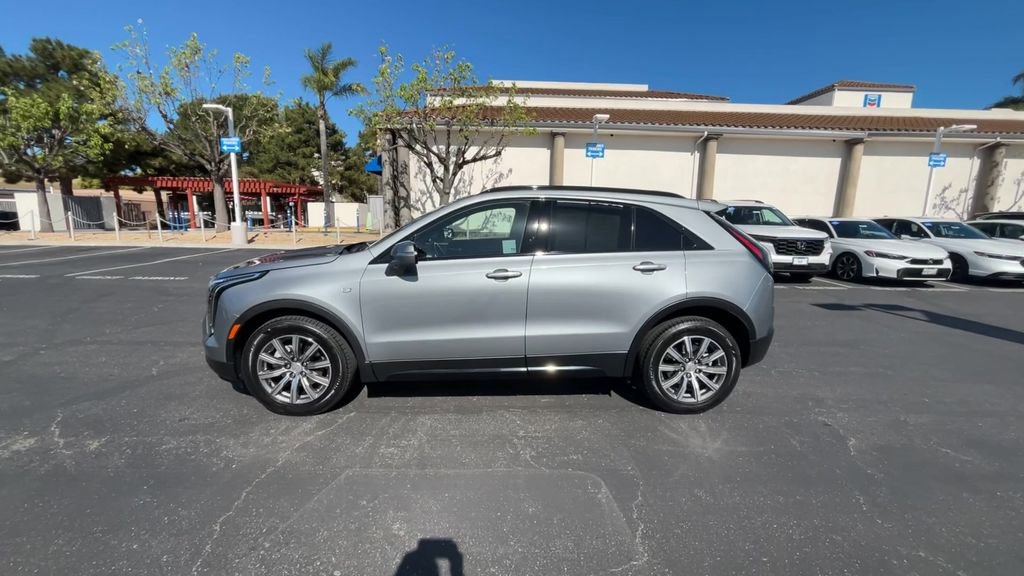 Used 2023 Cadillac XT4 Sport AWD/4WD image 5