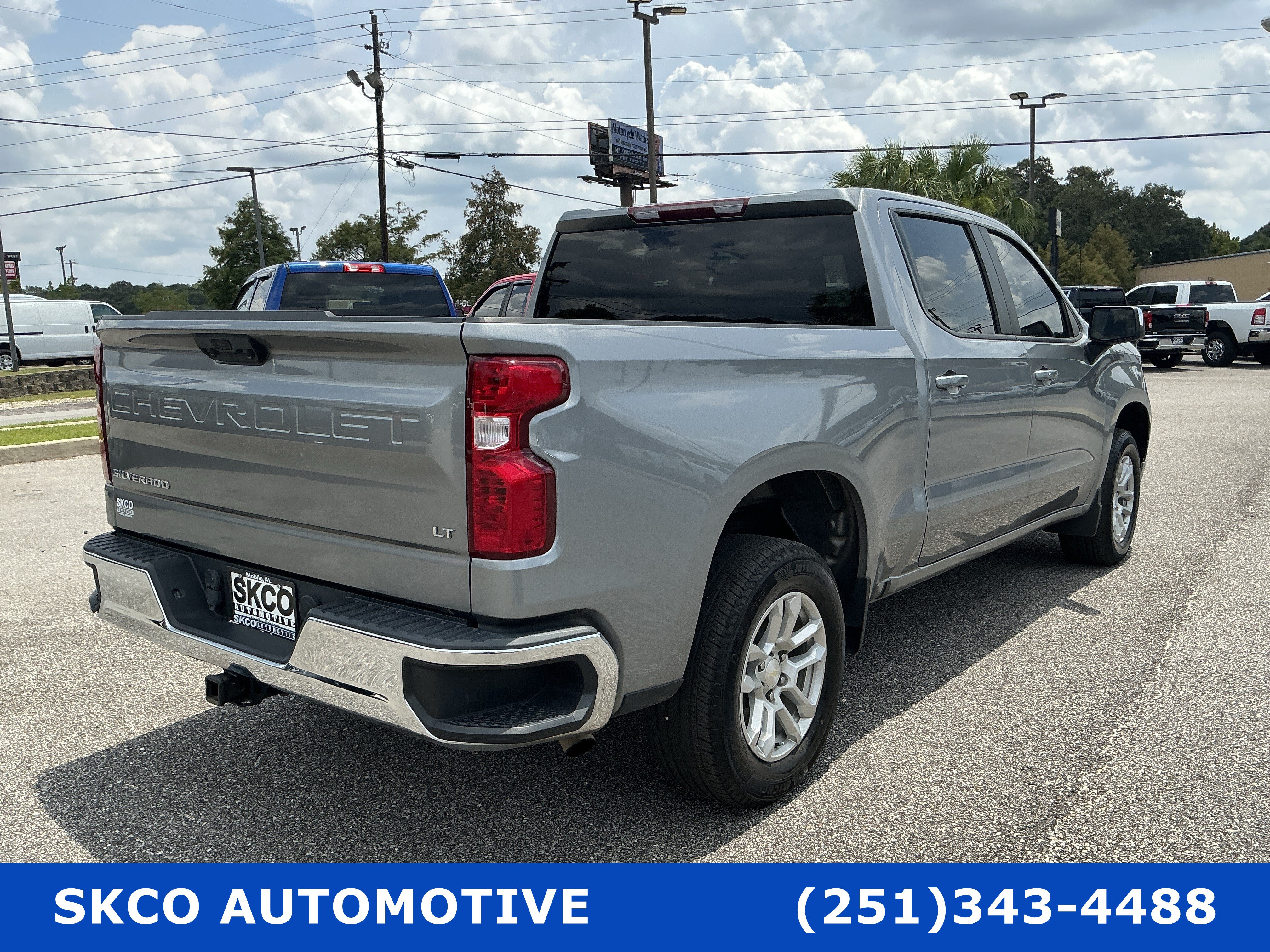 Used 2023 Chevrolet Silverado 1500 LT RWD image 5