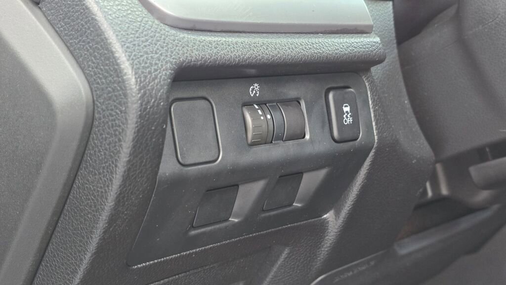 Used 2015 Subaru Forester 2.5i Premium w/ Popular Package #2 image 24