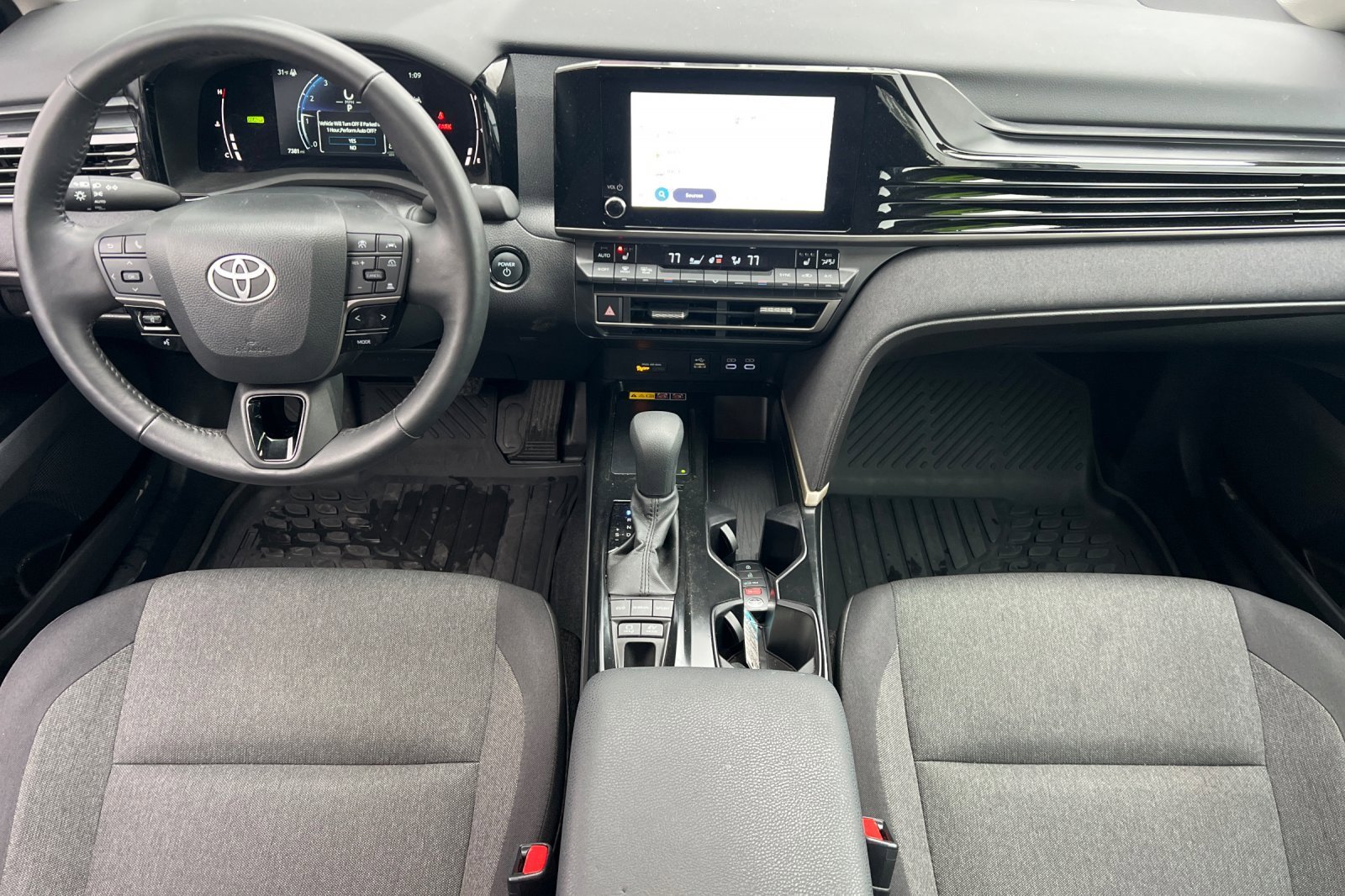 Certified 2025 Toyota Camry LE w/ Convenience Package image 10