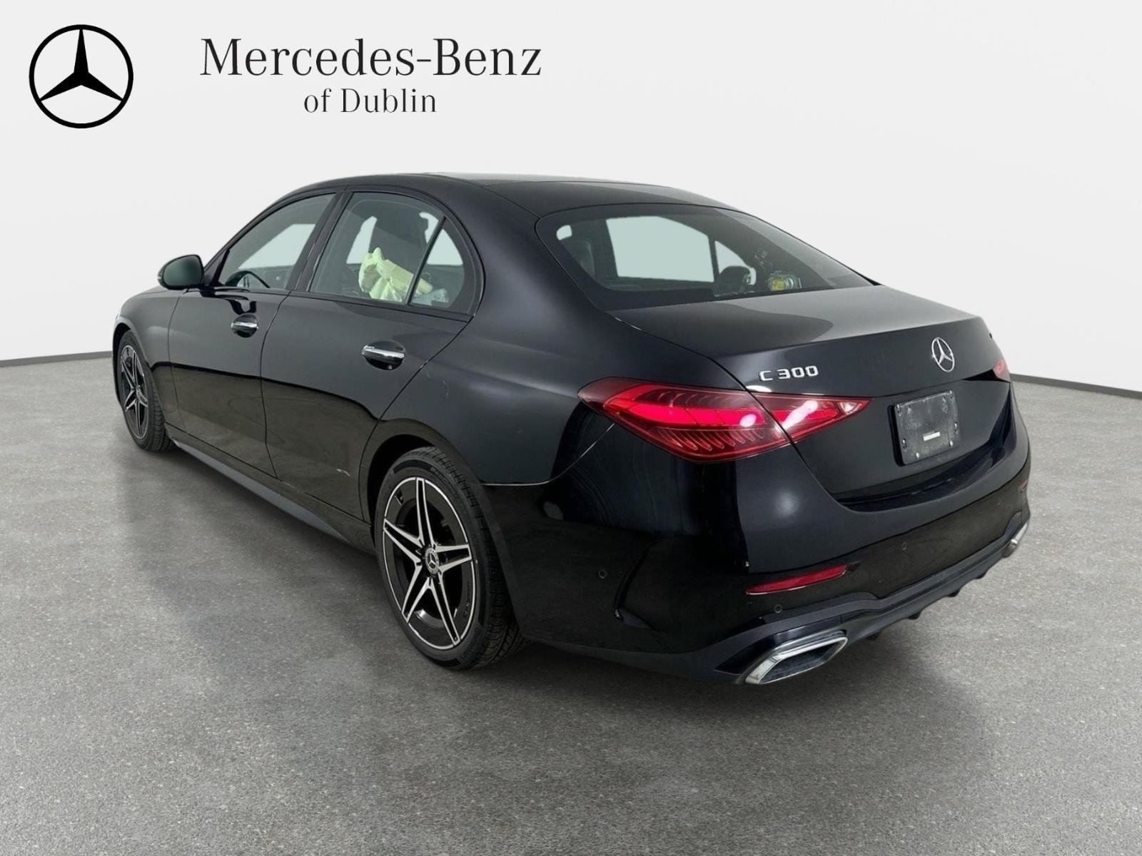 Used 2023 Mercedes-Benz C 300 4MATIC Sedan image 4