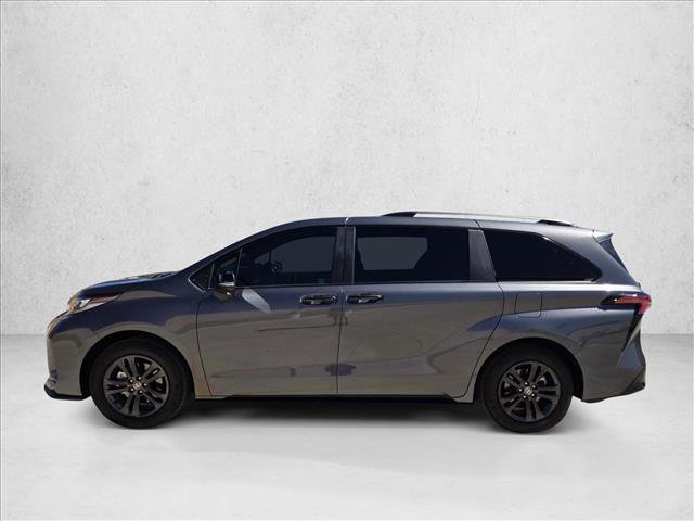 Certified 2025 Toyota Sienna XSE w/ XSE Premium Package image 9