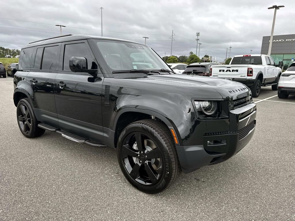 New 2026 Land Rover Defender 110 S AWD/4WD image 9