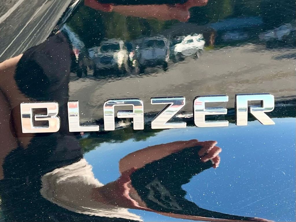 Used 2025 Chevrolet Blazer LT image 14