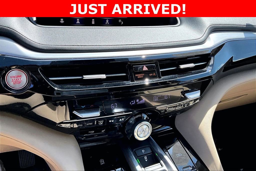 Used 2023 Acura MDX SH-AWD w/ Technology Package image 16
