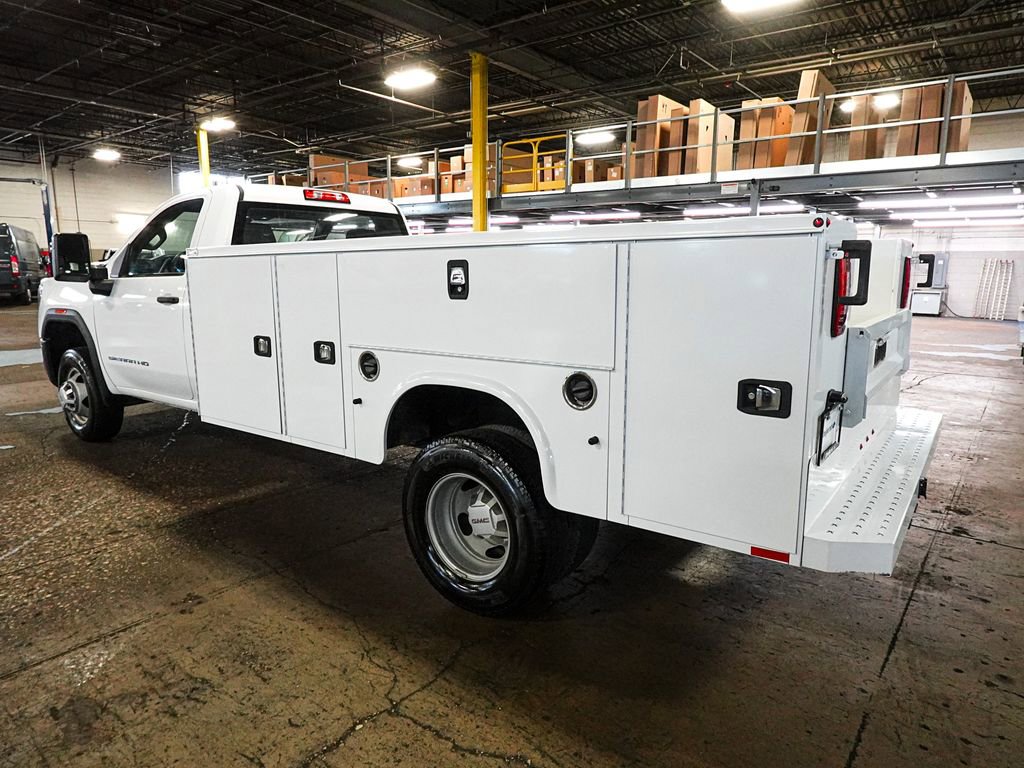 Used 2024 GMC Sierra 3500 Pro image 4