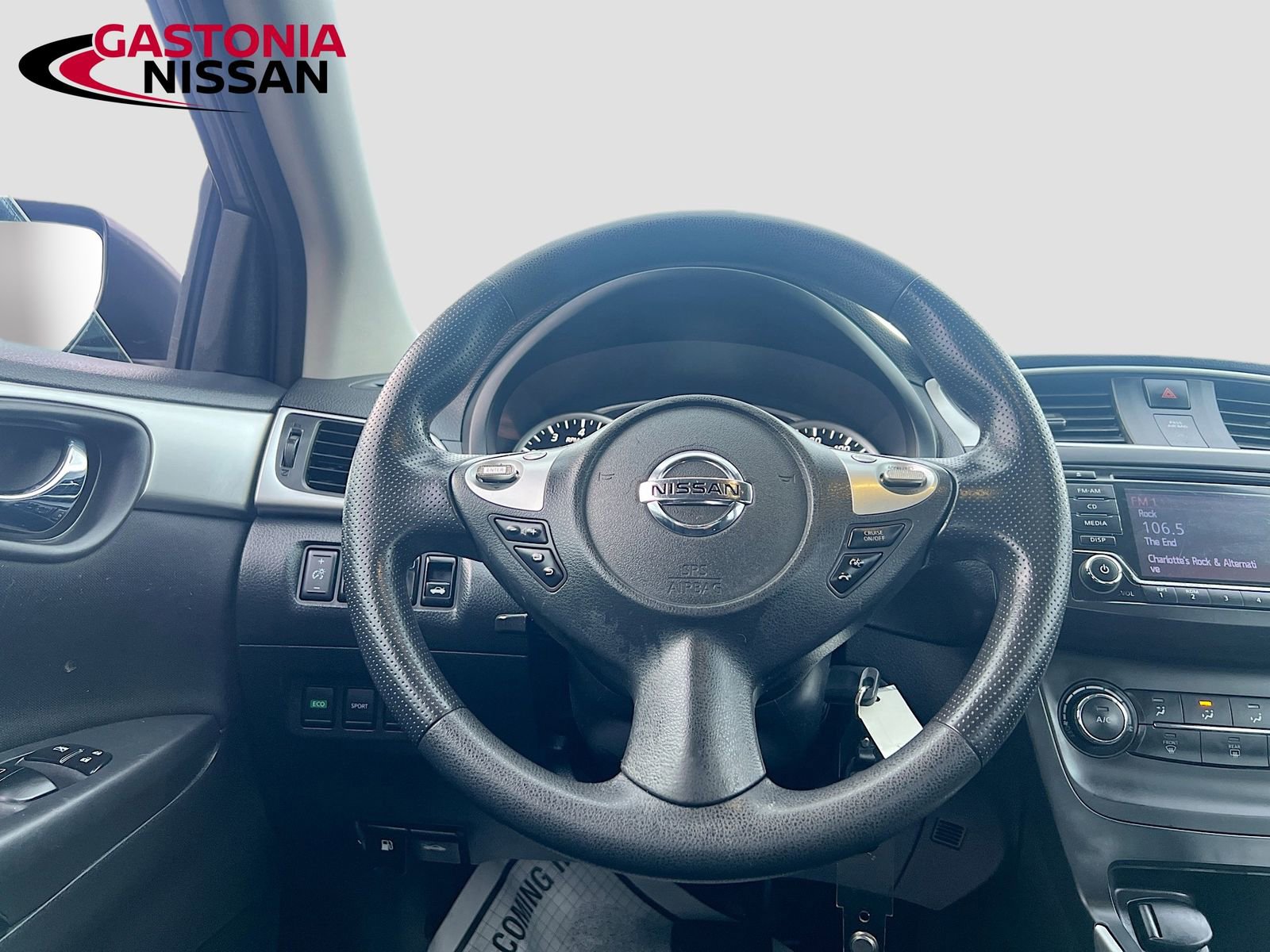 Used 2018 Nissan Sentra S image 29