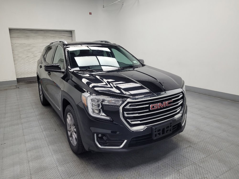Used 2023 GMC Terrain SLT image 13
