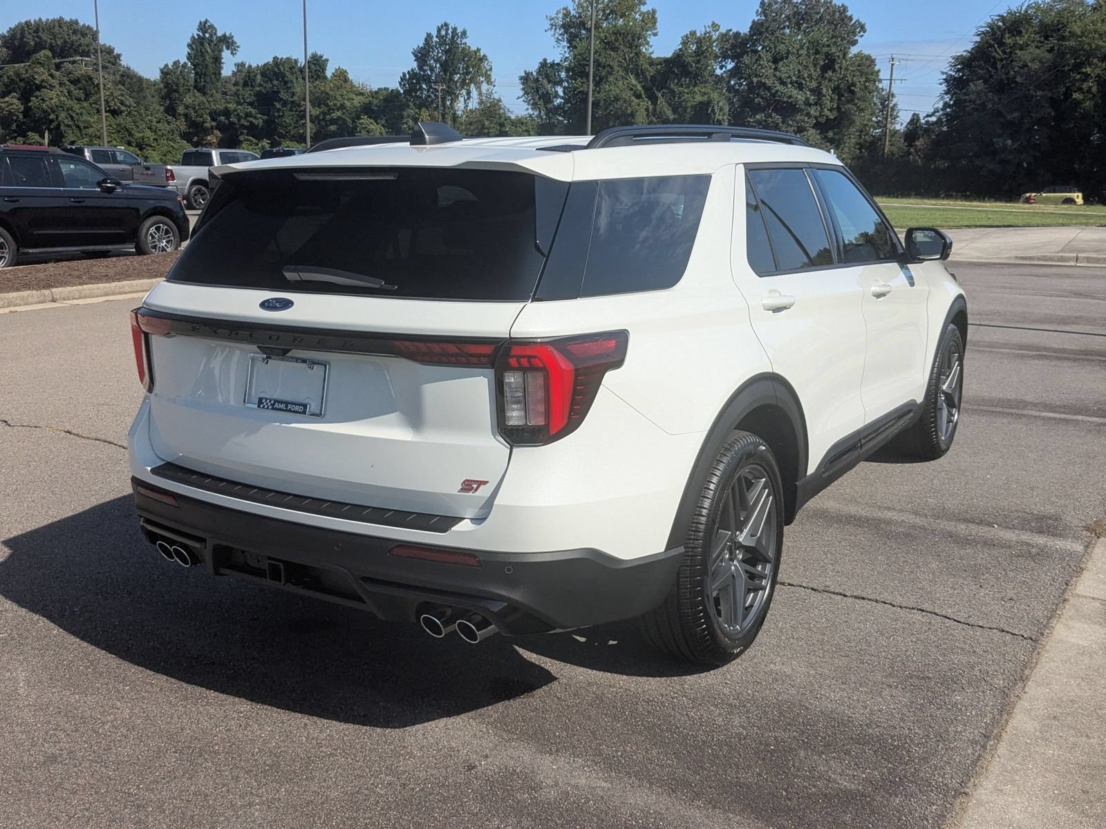 New 2026 Ford Explorer ST w/ Sun And Sound Package AWD/4WD image 3