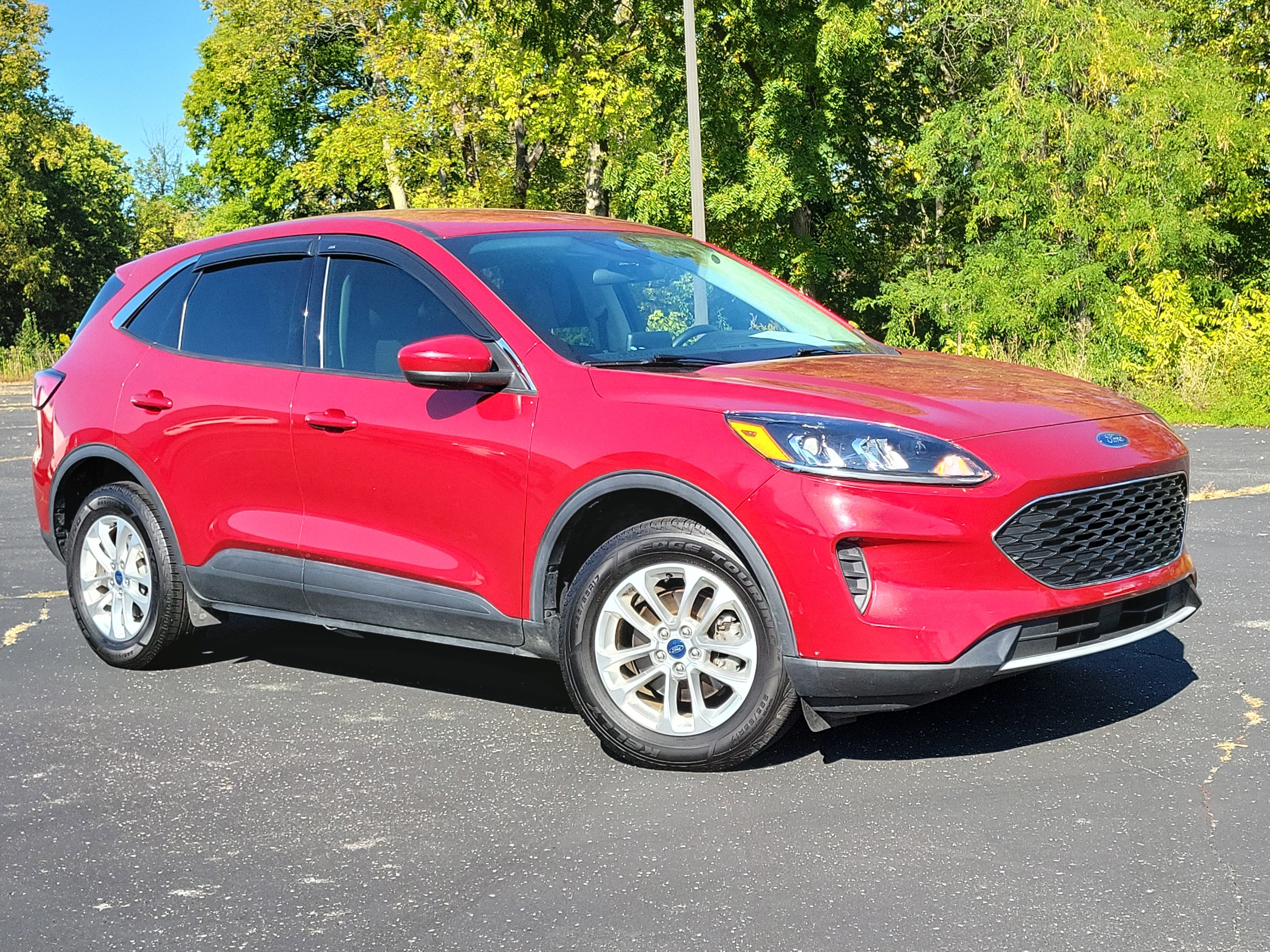 Used 2021 Ford Escape SE image 31