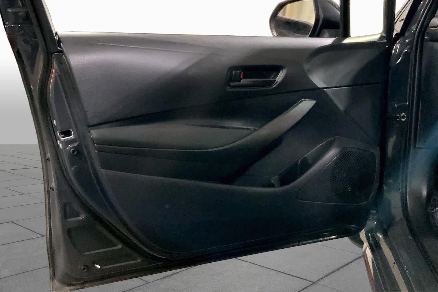 Used 2023 Toyota Corolla LE FWD image 22