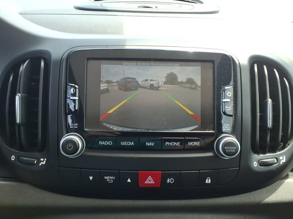 Used 2014 FIAT 500L Trekking w/ Popular Equipment Group FWD image 14