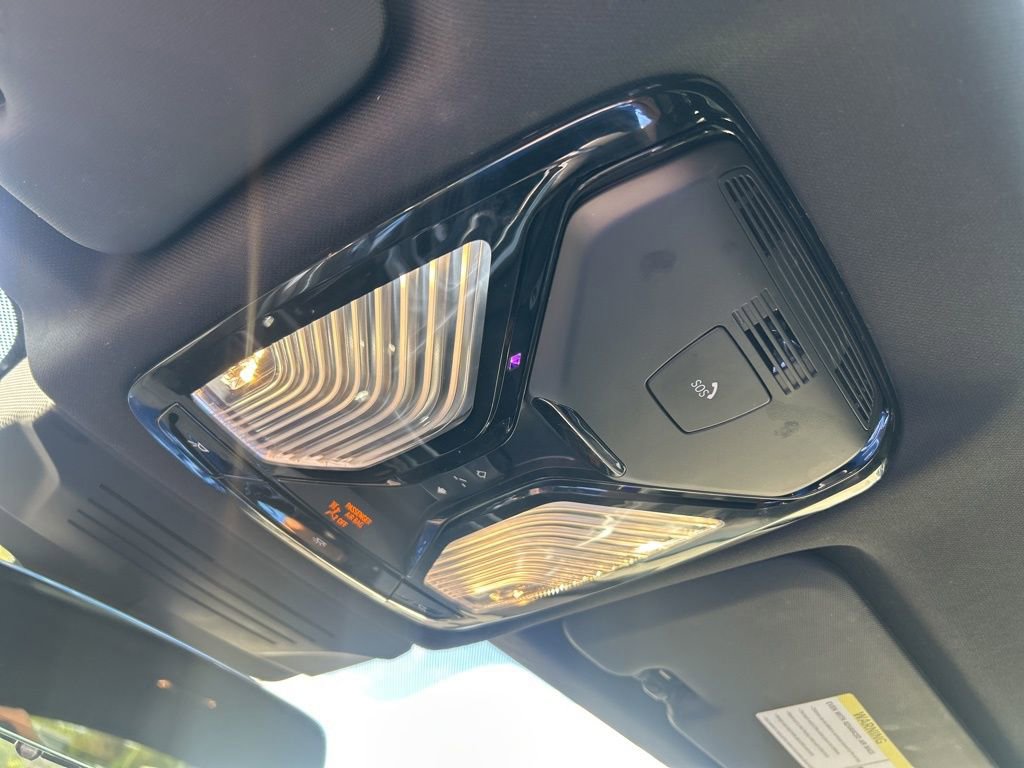 Used 2025 BMW X6 xDrive40i image 44