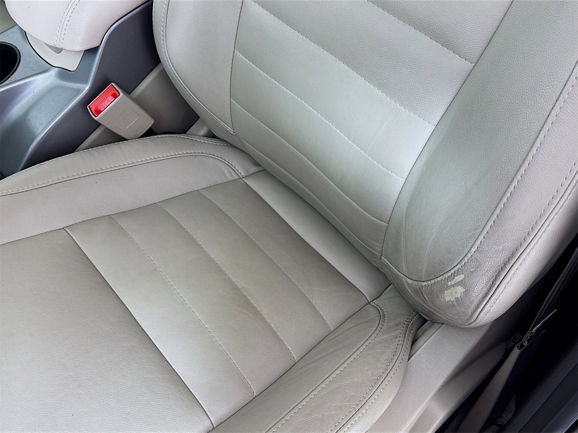 Used 2016 Ford Escape SE image 20