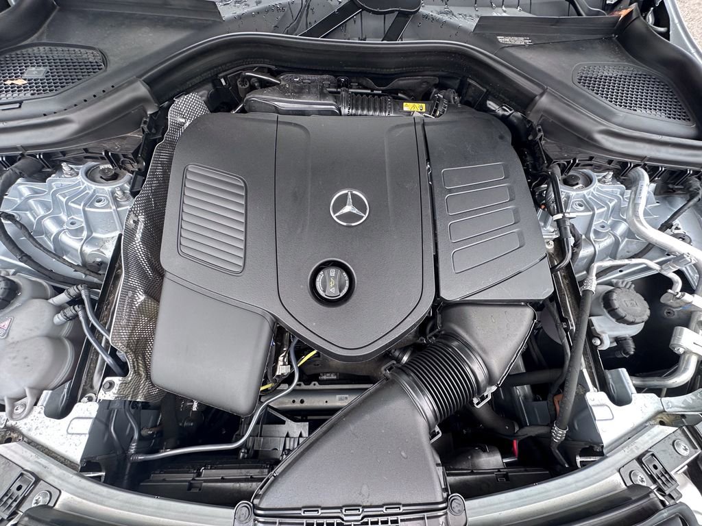 Certified 2024 Mercedes-Benz GLC 300 4MATIC image 17