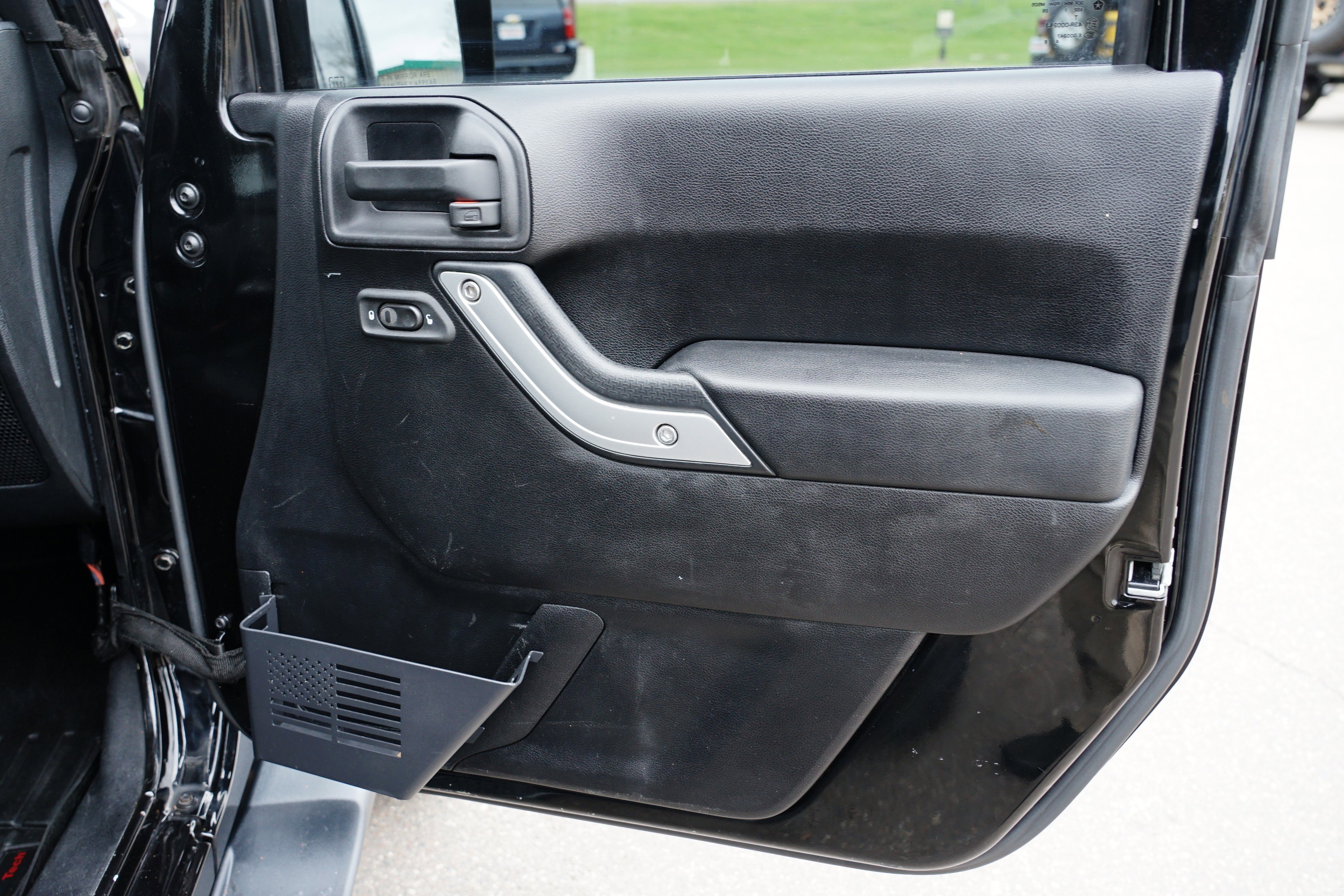 Used 2012 Jeep Wrangler Sahara w/ Dual Top Group AWD/4WD image 14