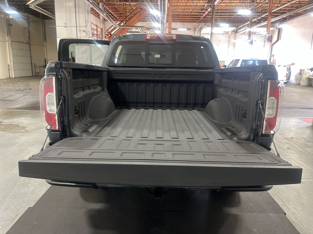 Used 2020 GMC Canyon SLE w/ Elevation Edition AWD/4WD image 25